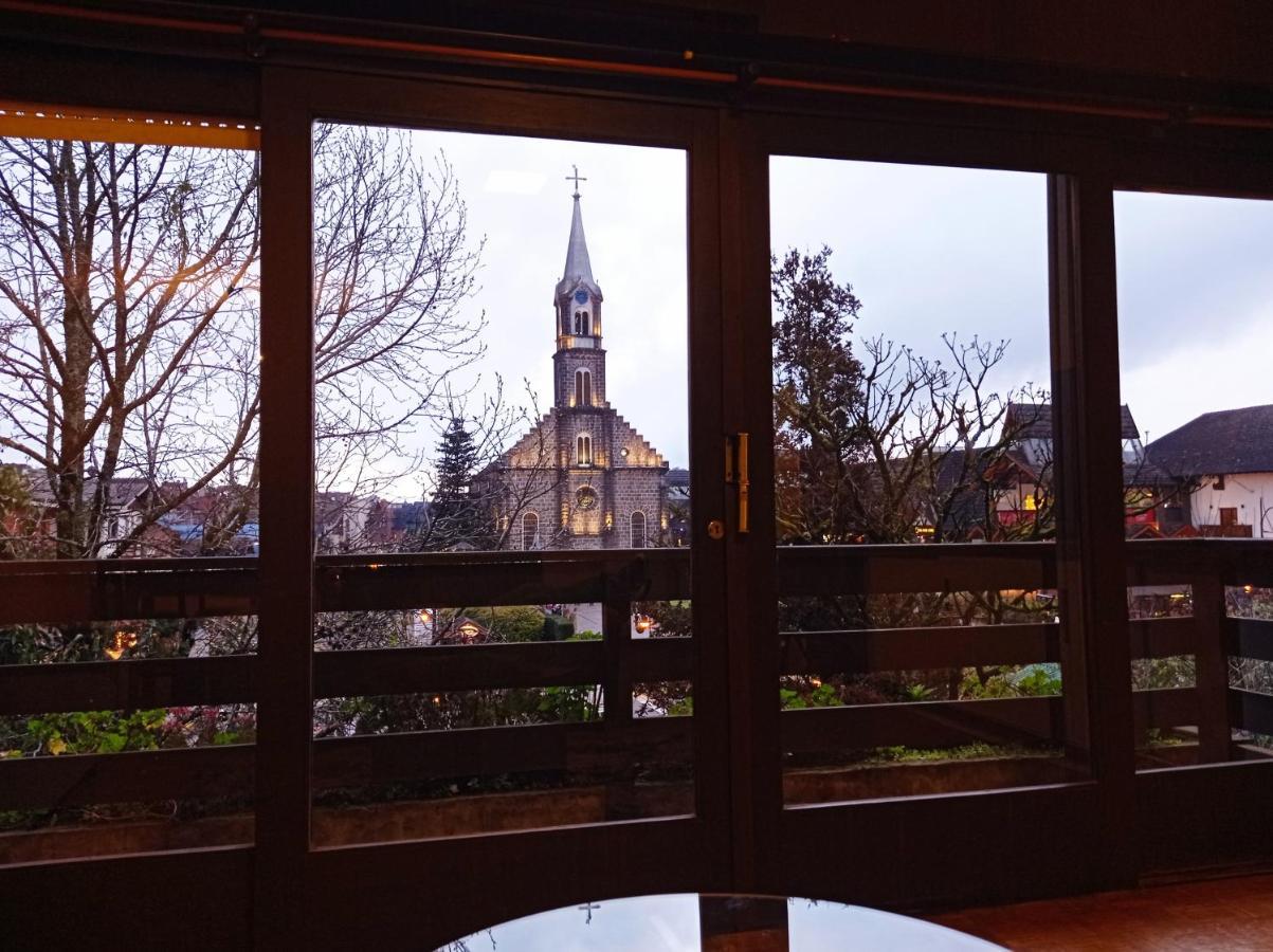 3 Quartos Na Mais Incrivel Localizacao De Gramado Eksteriør bilde