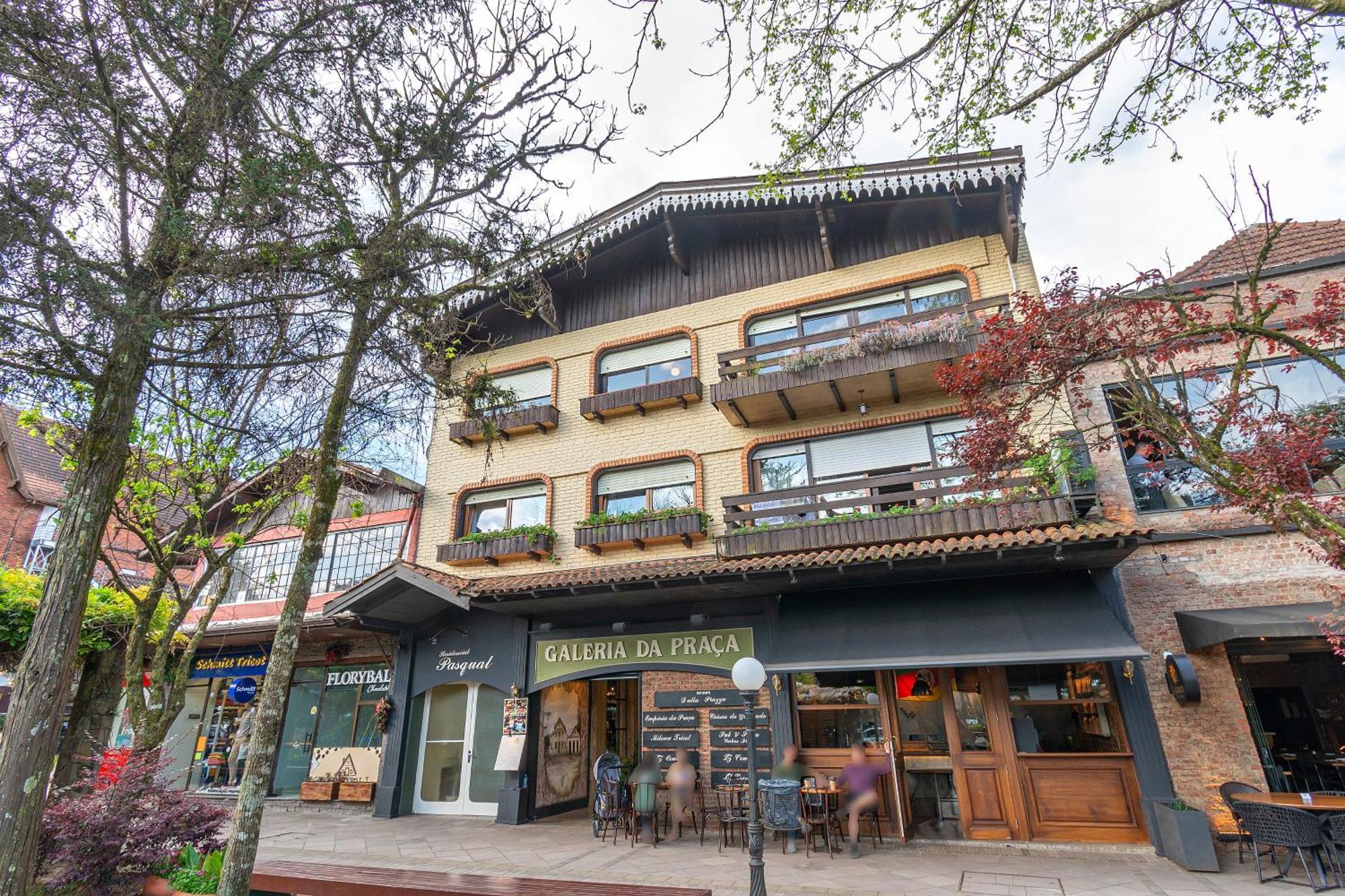 3 Quartos Na Mais Incrivel Localizacao De Gramado Eksteriør bilde